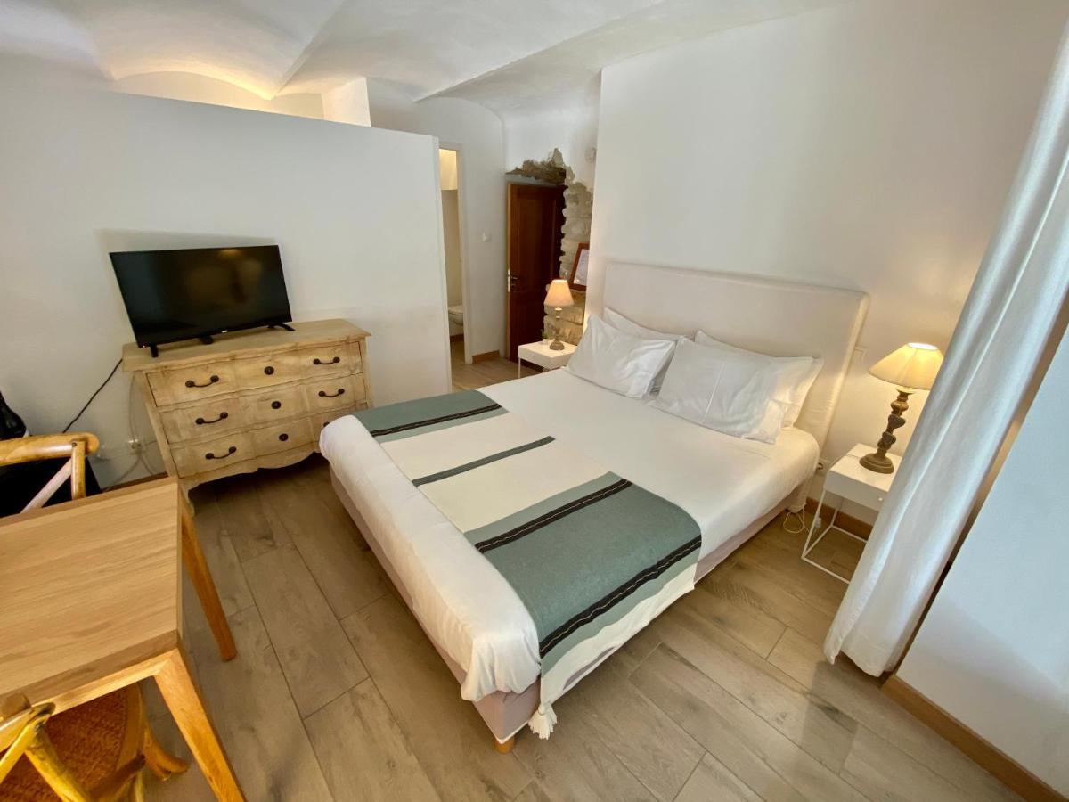 La Maison Des Vendangeurs - Table D'Hotes Le Soir Du Jeudi Au Dimanche- Jacuzzi - Balneo Spa - Acces Piscine Pour Toutes Les Chambres Sauf Studio Coquet- Piscine De Mai A Mi-Octobre Martignargues Екстер'єр фото