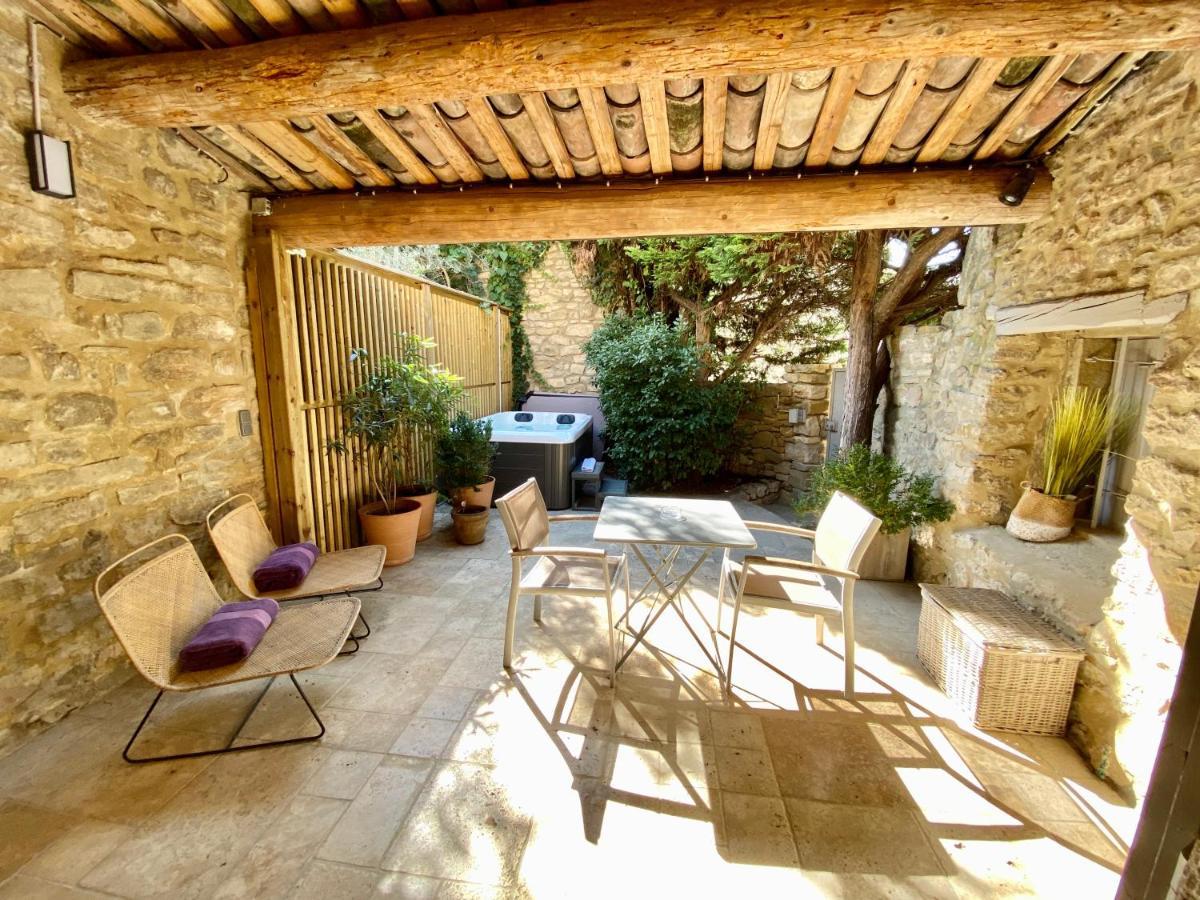 La Maison Des Vendangeurs - Table D'Hotes Le Soir Du Jeudi Au Dimanche- Jacuzzi - Balneo Spa - Acces Piscine Pour Toutes Les Chambres Sauf Studio Coquet- Piscine De Mai A Mi-Octobre Martignargues Екстер'єр фото